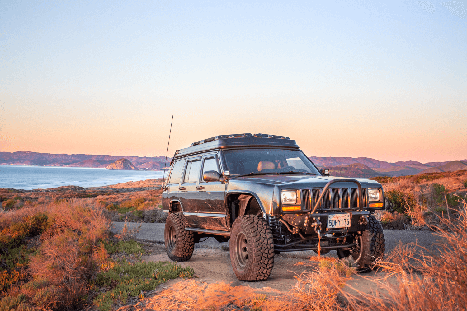 Jeepspeed XJ – Race Inspired Cherokee